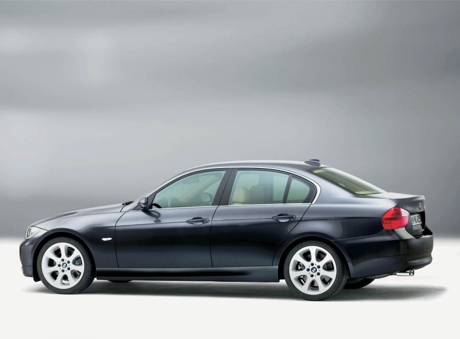  BMW 3-Series 2006 года  (фото 102 из 108)